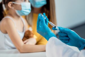 Minsa anuncia próxima llegada de vacuna hexavalente y contra influenza