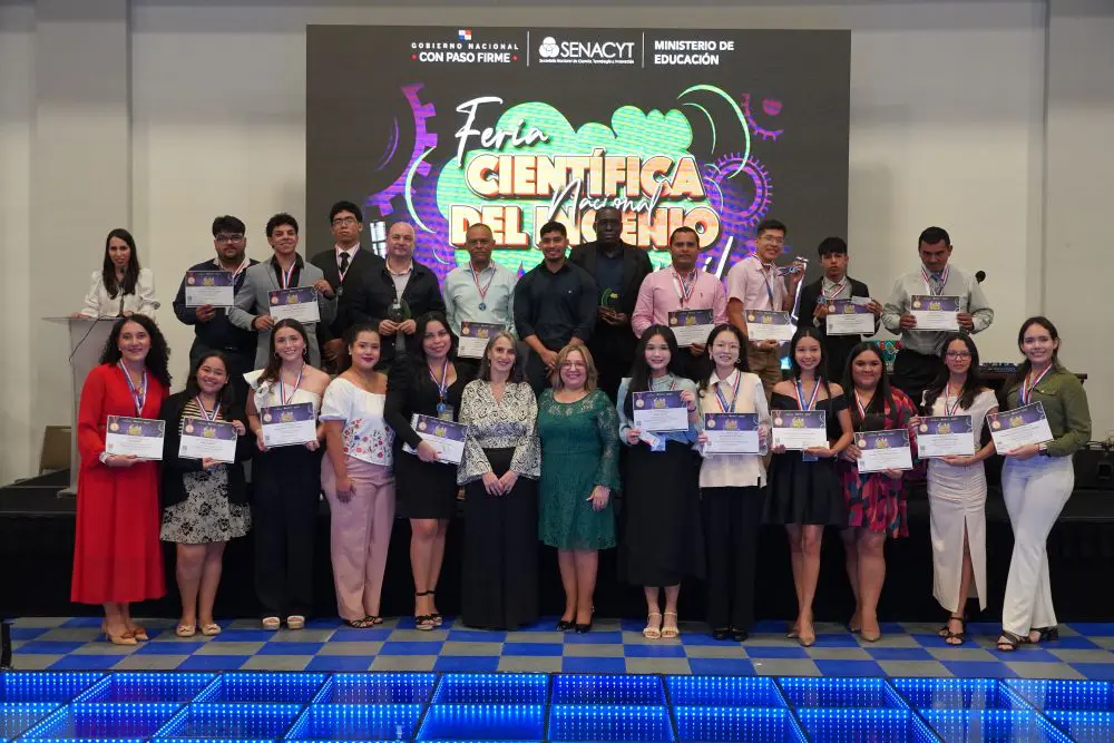 Panamá premia lo mejor de su ingenio científico juvenil
